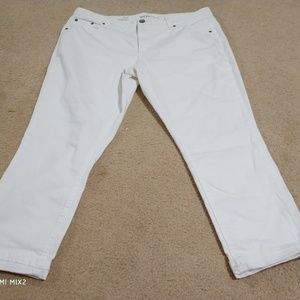 BOGO White crop jeans size 18